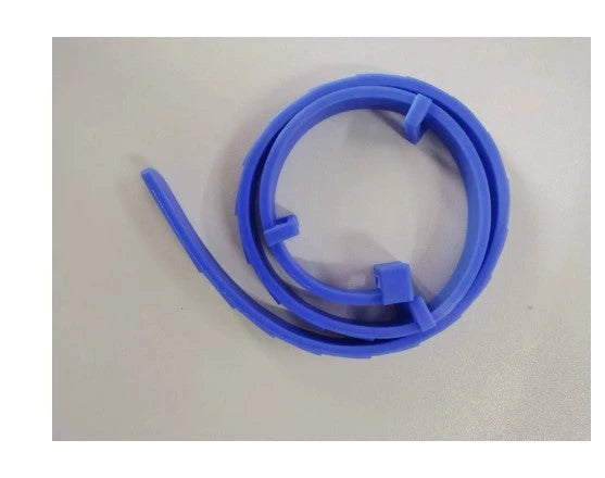Pet flea and tick collar, effective against fleas and lice, for cats and dogs
